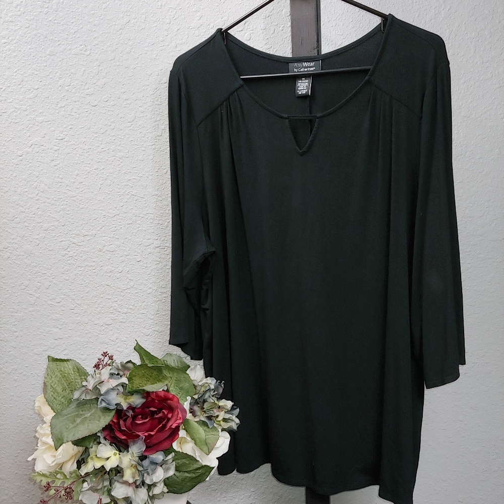 Catherine's Black Tunic 1X.       MA07